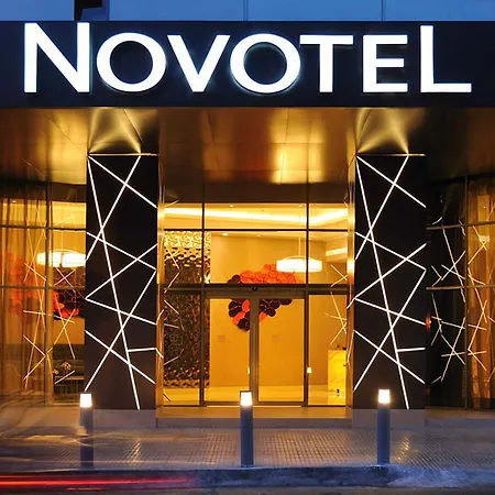 Novotel Centre Hotel 4*