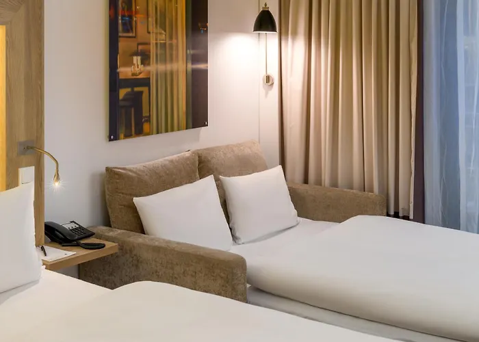 Novotel Centre 4*