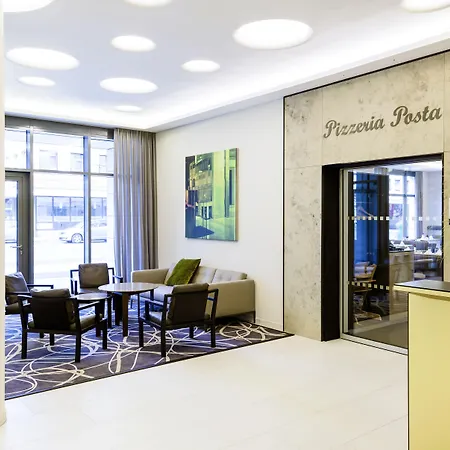Novotel Centre فندق