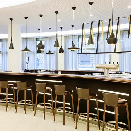 Novotel Centre 4*