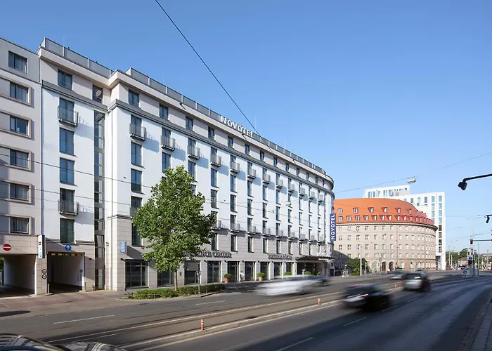 Novotel Centre Szálloda 4*