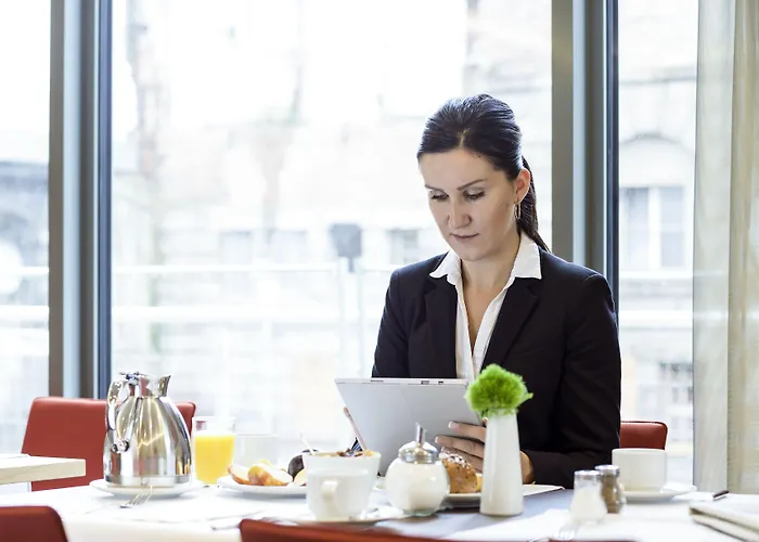 Novotel Centre Hotel