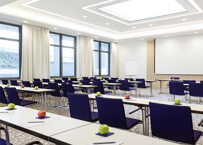 Hotel Novotel Centre 4*